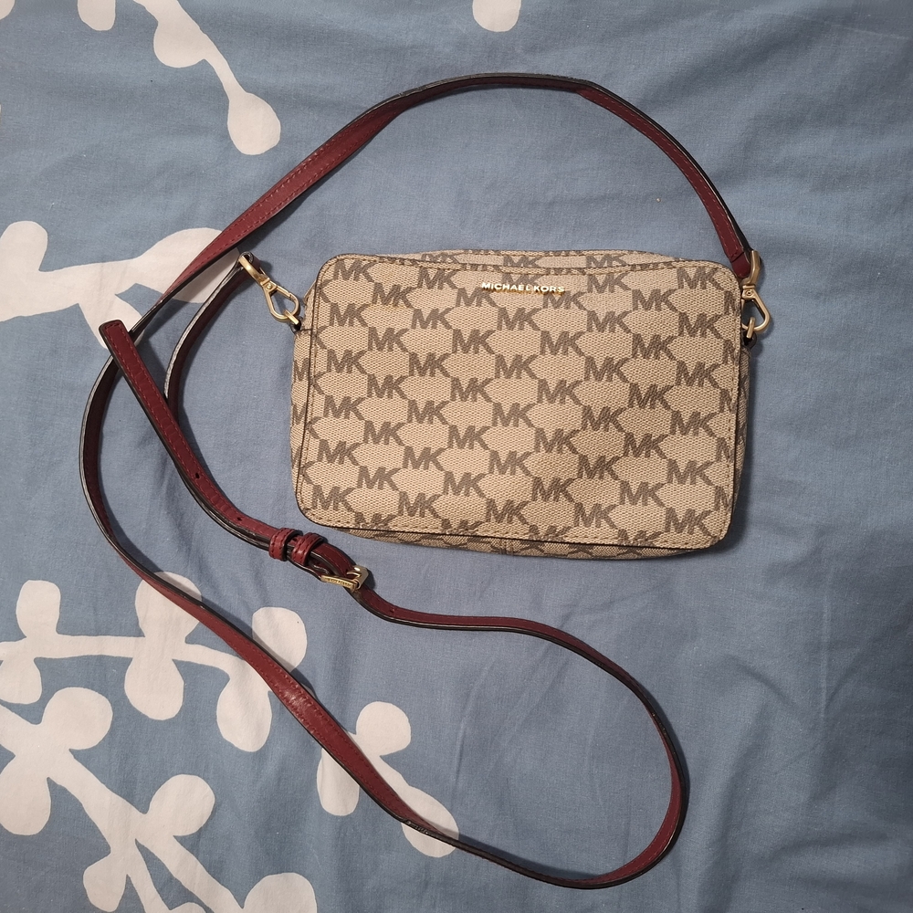 👜Michael Kors Jet Set Signature Canvas Beige Red Crossbody Purse Camera Bag - Picture 6 of 15